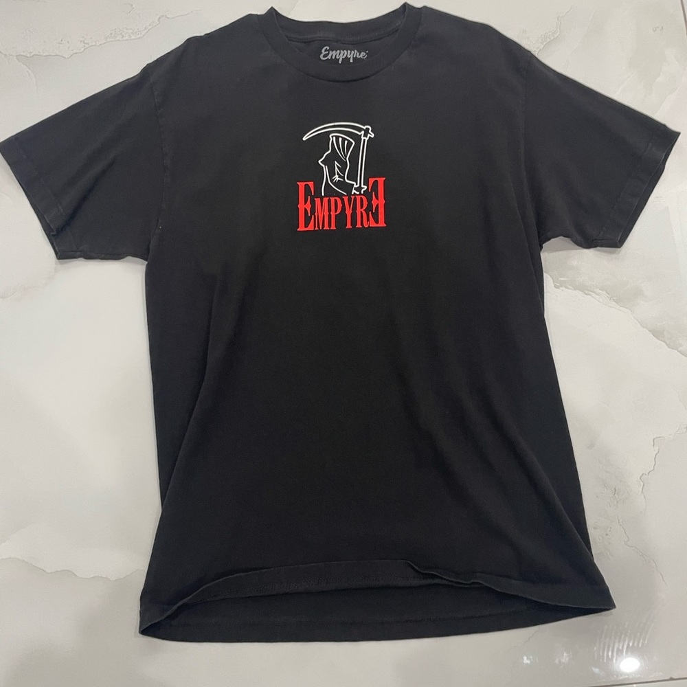 EMPYRE roses t-shirt